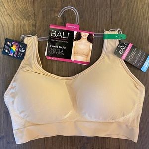 NWT Bali wire free bra